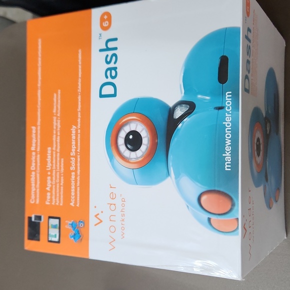 Dash Toy Coding Robot - Picture 2 of 3